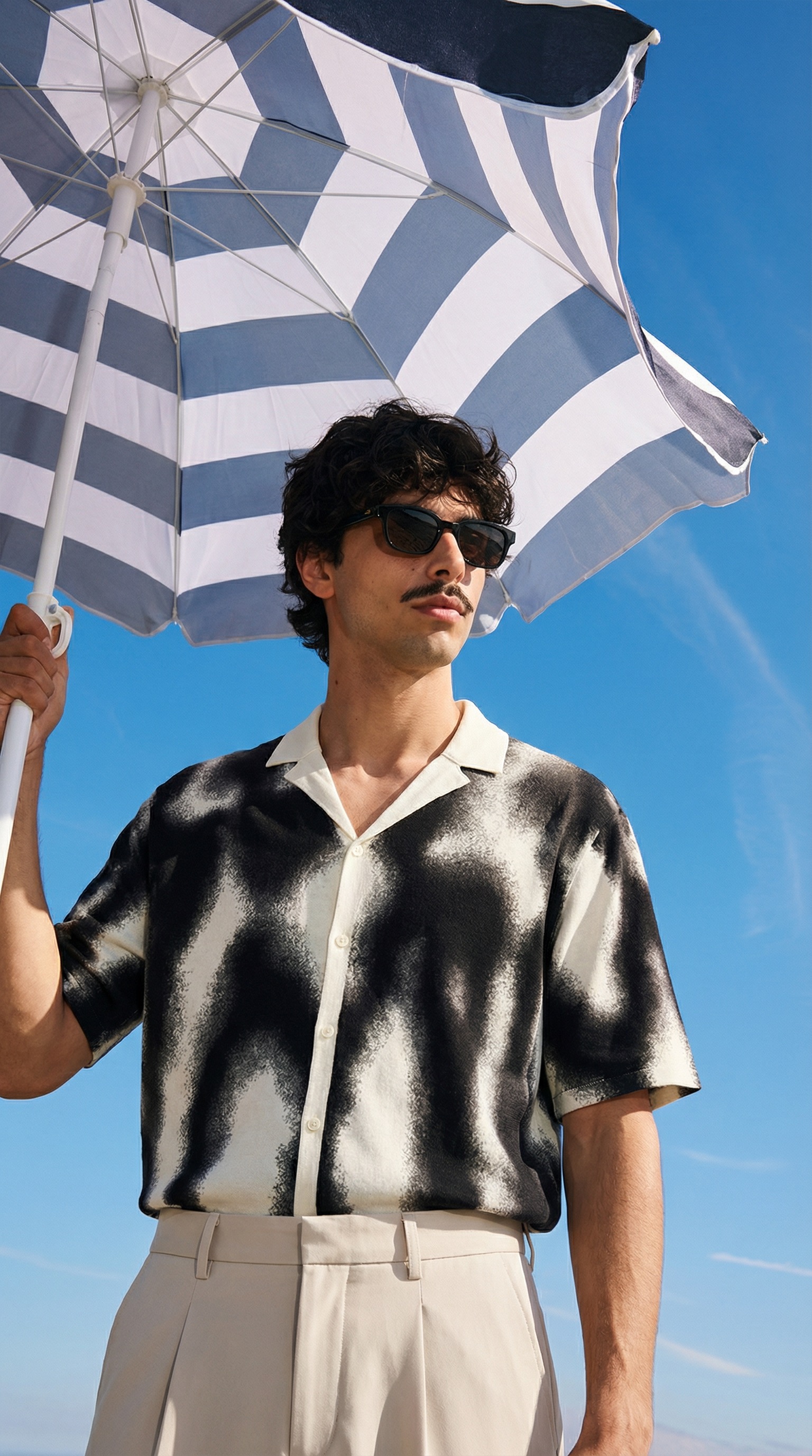 Campaign — beach